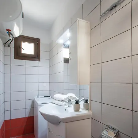 Bohemian Townhouse Apartment Skiathos-Stadt