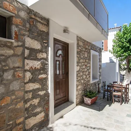 Bohemian Townhouse * Skiathos-stad