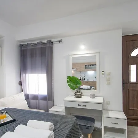 Апартаменты Bohemian Townhouse *